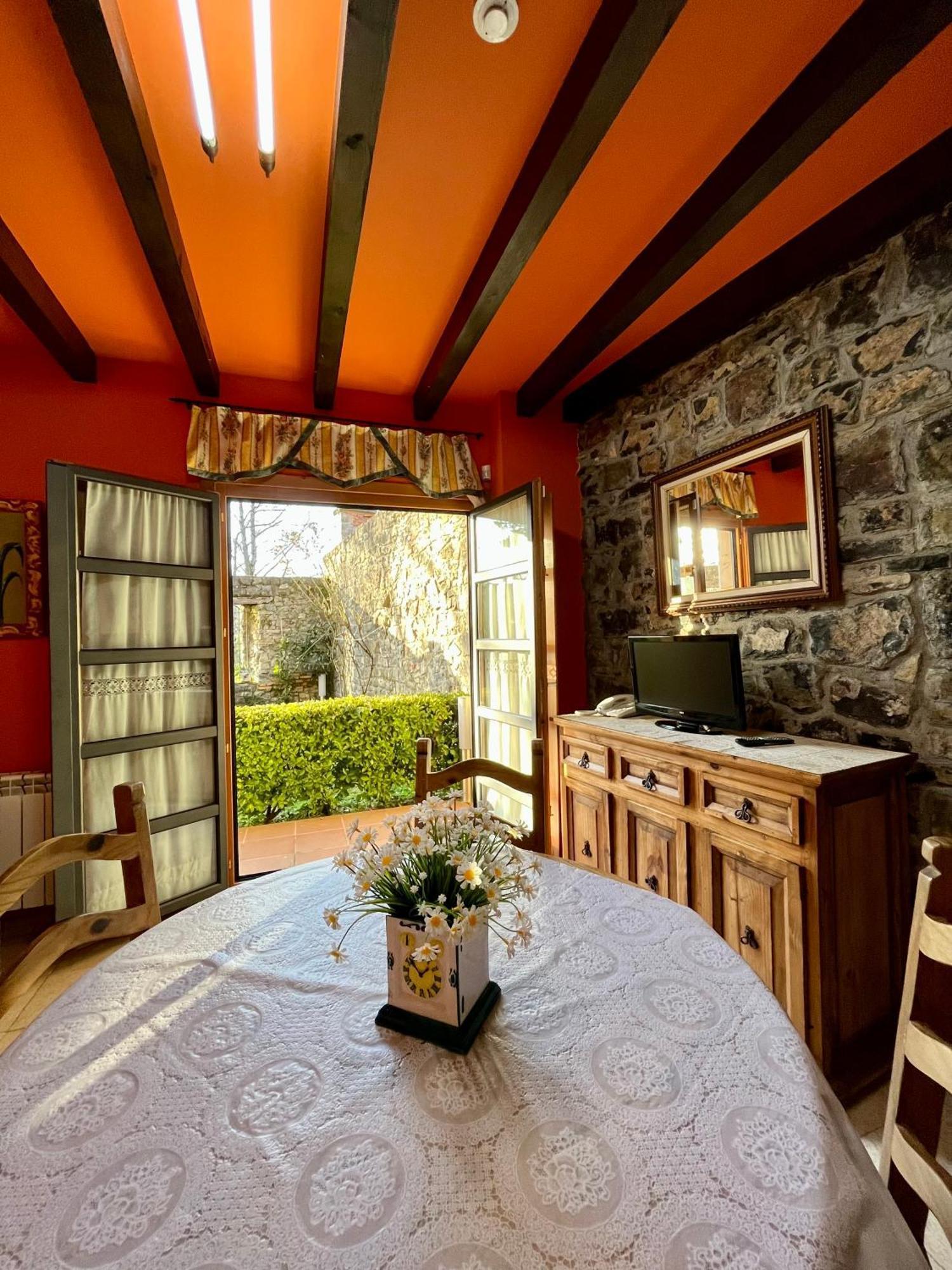 Apartamentos Turisticos Paseo De La Alameda فِيافيثيوسّا المظهر الخارجي الصورة