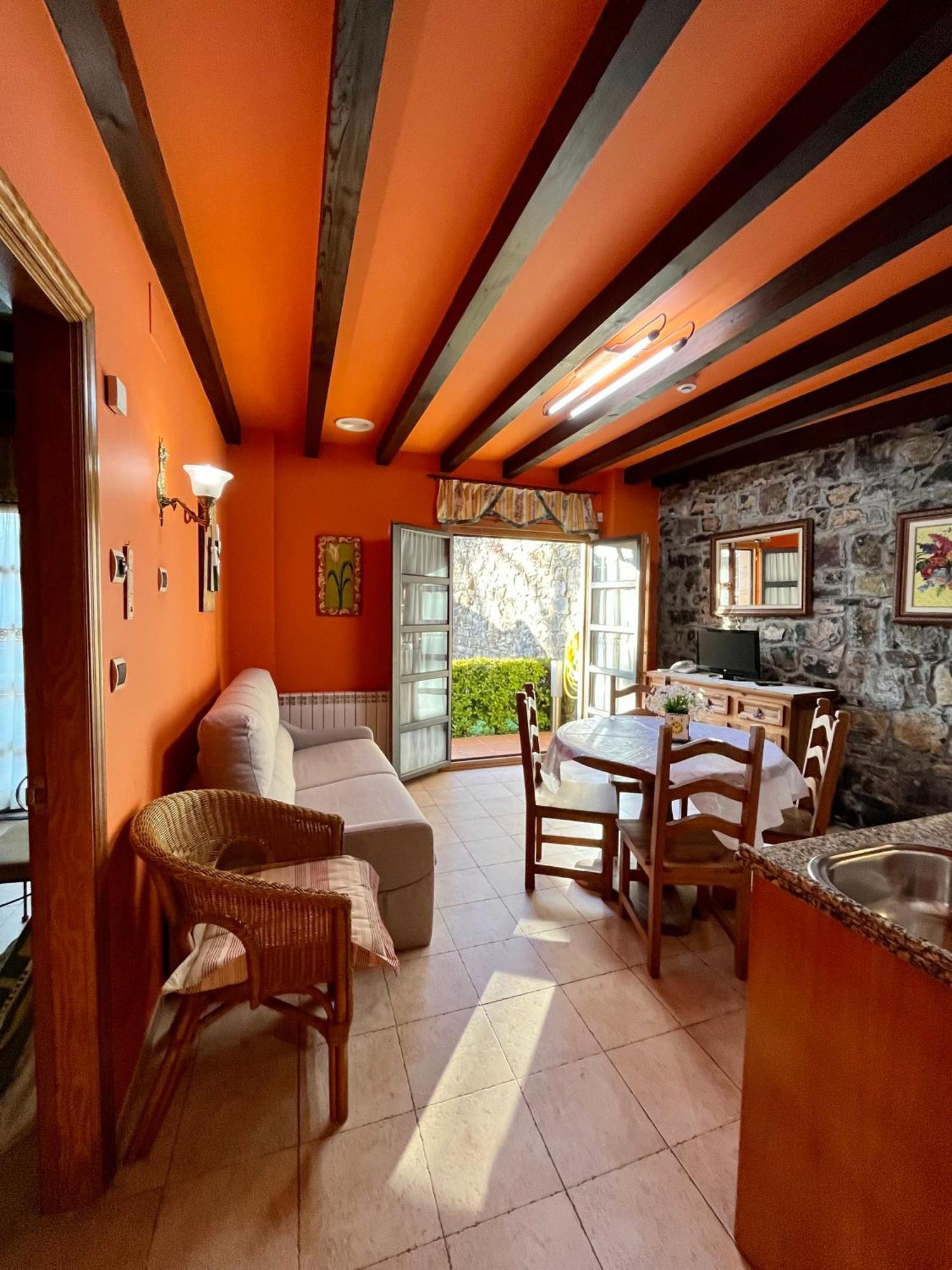 Apartamentos Turisticos Paseo De La Alameda فِيافيثيوسّا المظهر الخارجي الصورة