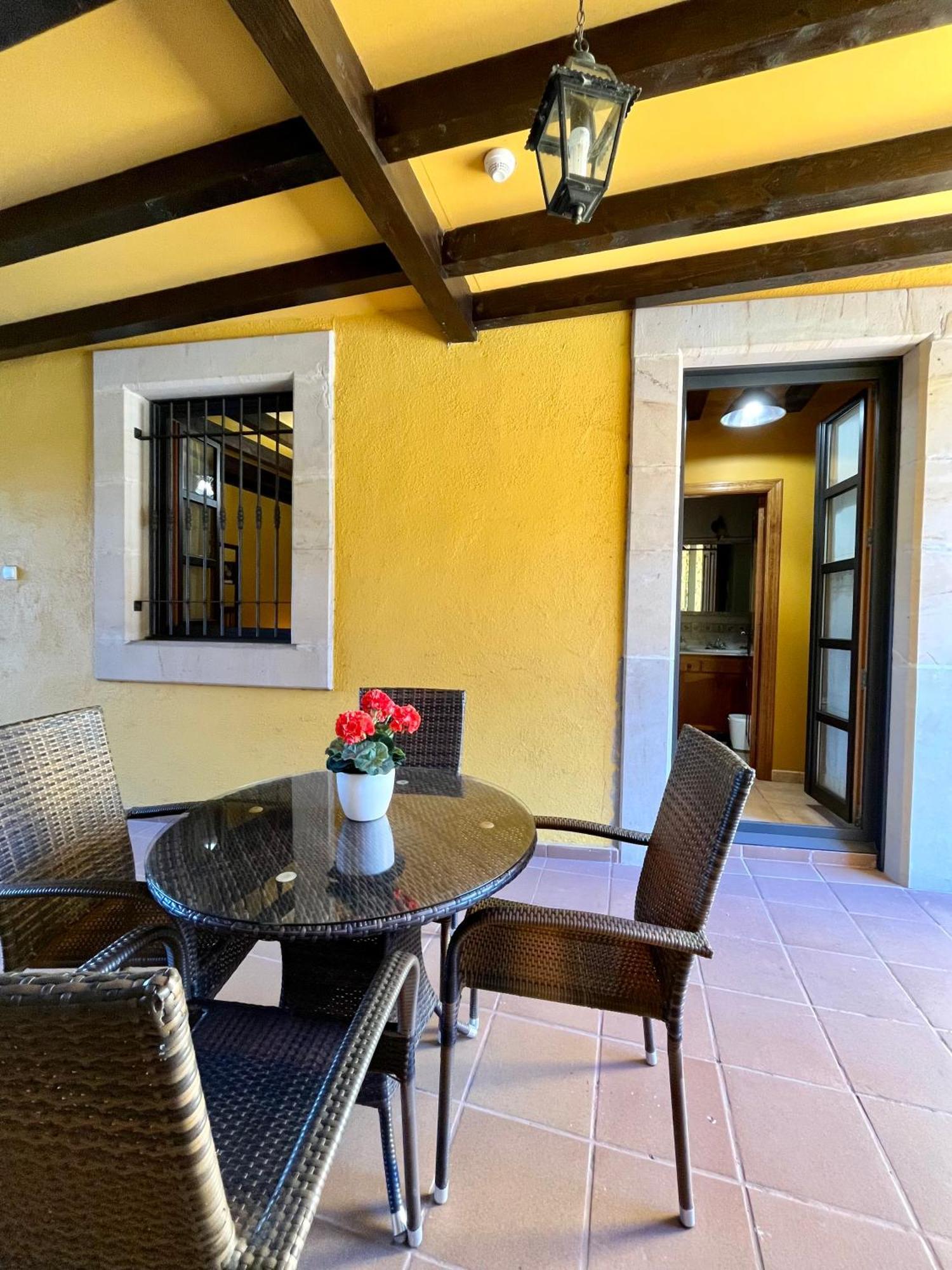 Apartamentos Turisticos Paseo De La Alameda فِيافيثيوسّا المظهر الخارجي الصورة