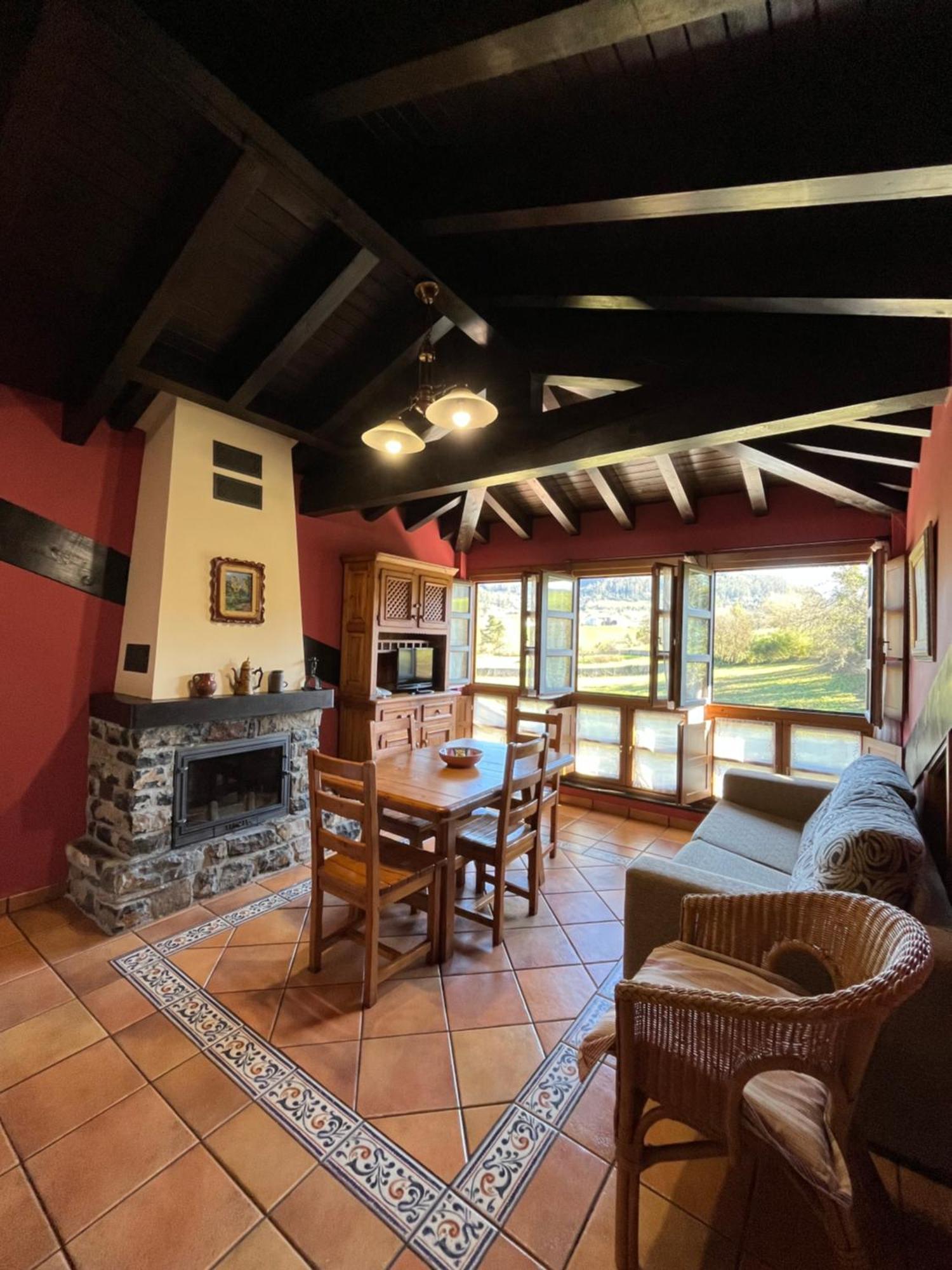 Apartamentos Turisticos Paseo De La Alameda فِيافيثيوسّا المظهر الخارجي الصورة